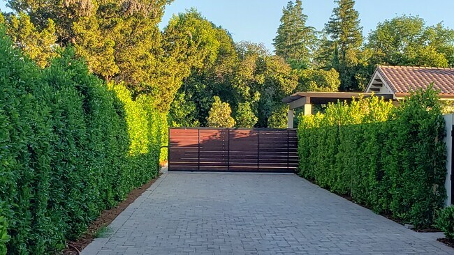 Foto del edificio - 23042 Calvert St