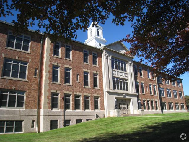 Primary Photo - Woodrow Wilson Apartments