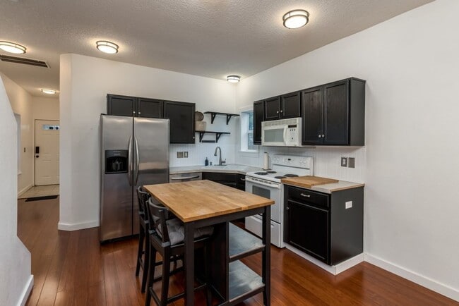 Building Photo - Beautiful 3 bedroom Portland Home for Rent