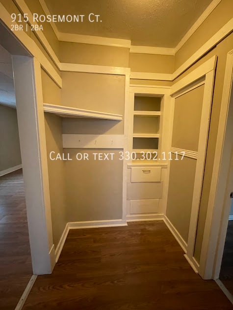 Building Photo - 2 Bedroom 1.5 Bathroom House for Rent