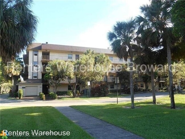 Building Photo - 3301 NW 47th Terrace