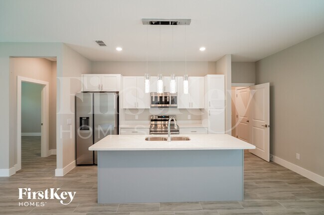 Foto del edificio - 1829 Superior Way