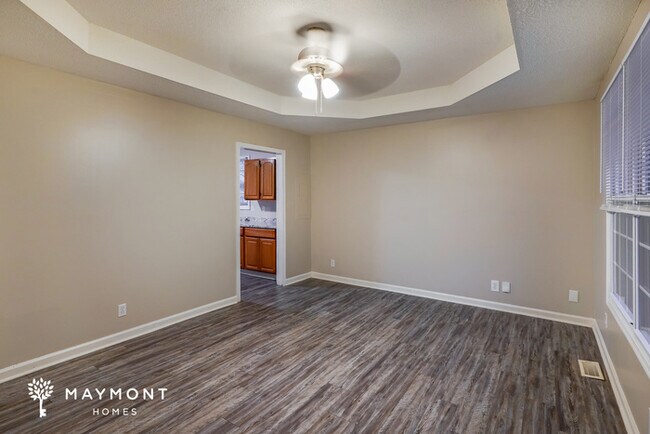 Foto del edificio - 749 Shelton Cir