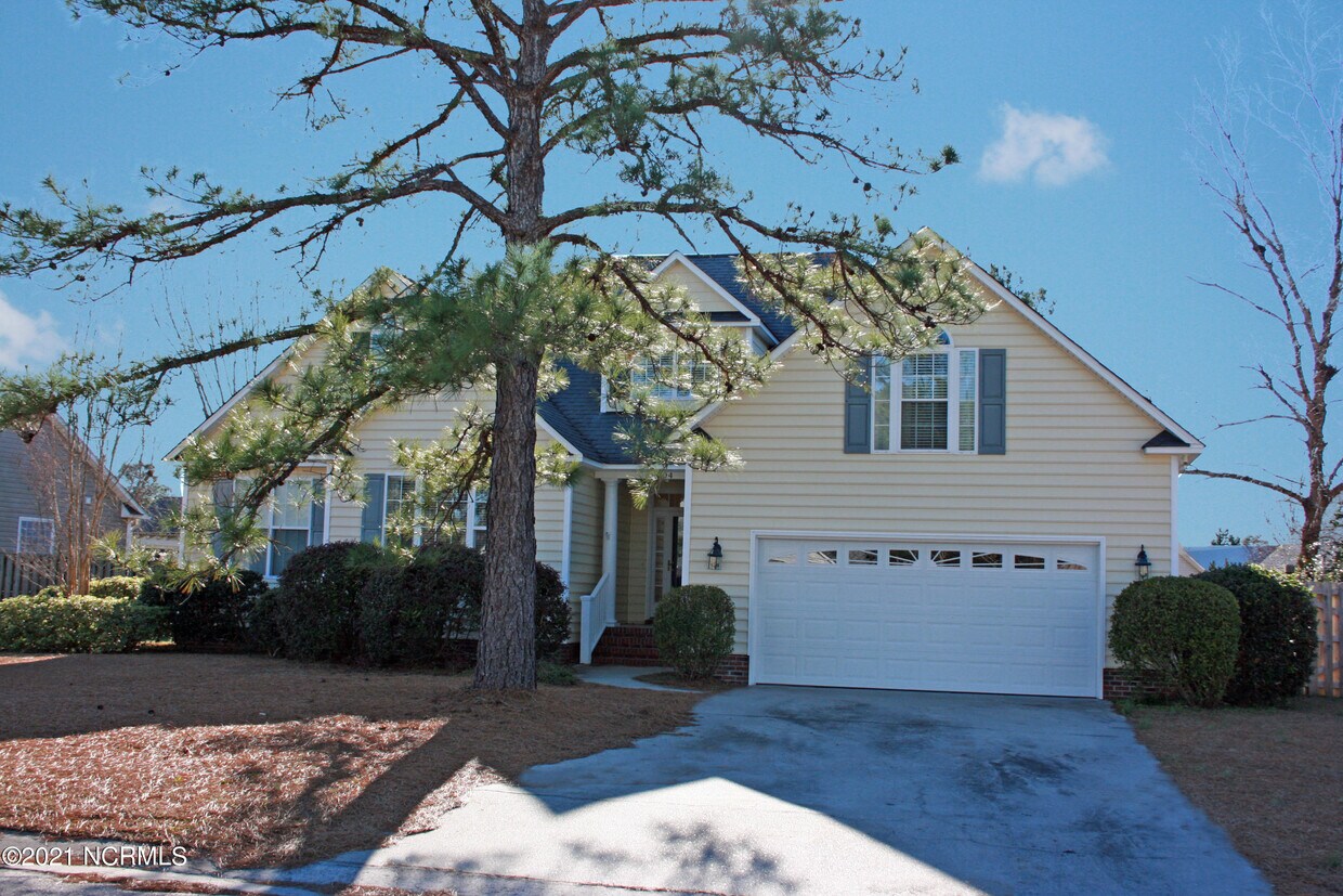 Primary Photo - 6204 Sentry Oaks Dr