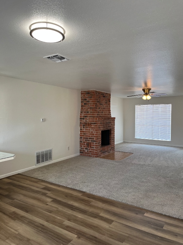 Foto del edificio - 609 Cottonwood Dr