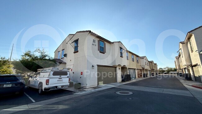 Building Photo - 3855 S McQueen Rd