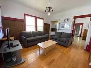 Building Photo - 1630 8th Ave