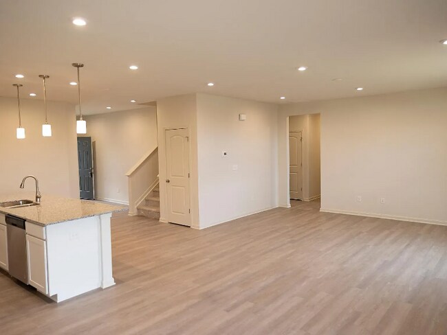 Foto del edificio - 5005 Aiken Back Ln