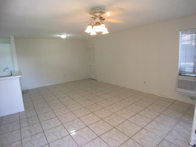 Building Photo - 91-295-295 Hanapouli Cir