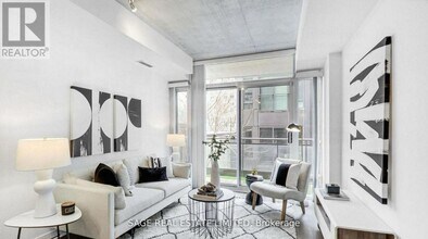 Building Photo - 127 Queen St E