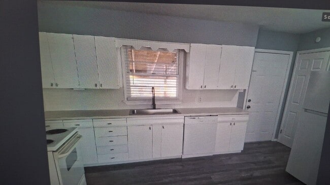 Foto del edificio - 2312 NW 35th St