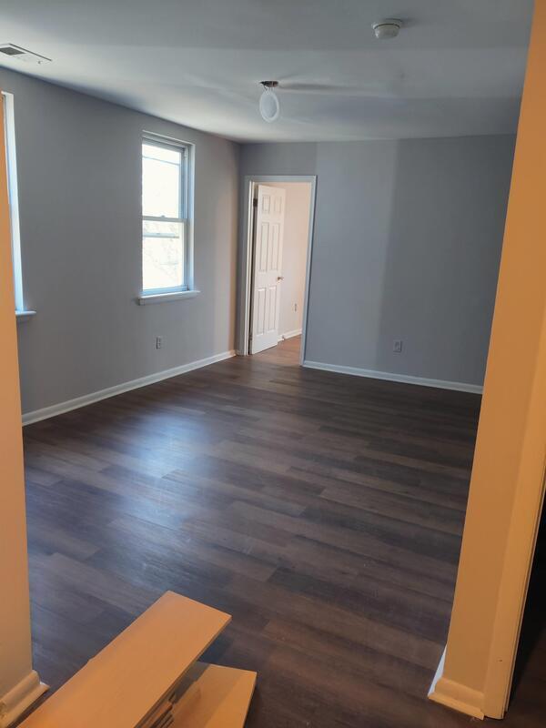 Building Photo - 4230 W Girard Ave