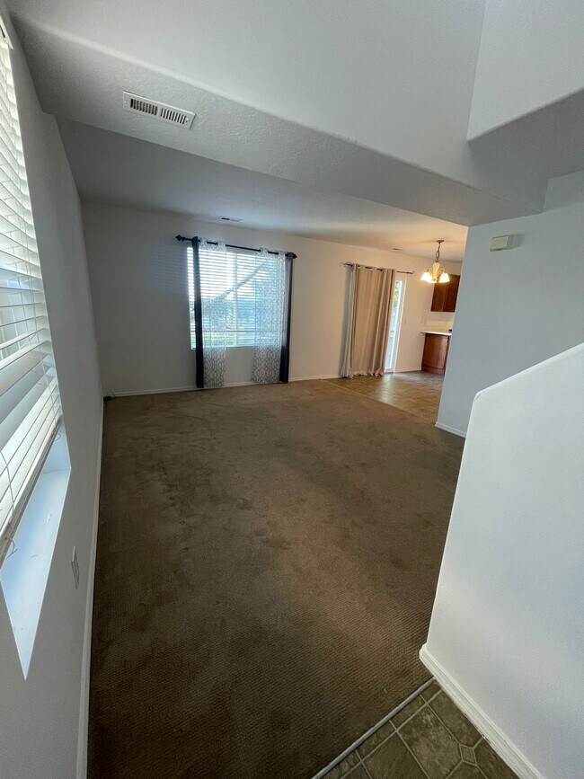 Foto del edificio - 120 Shamrock Ln