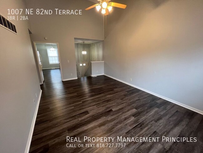 Building Photo - Recently Remodeled, 3 Bedroom, 2 Bath Town...