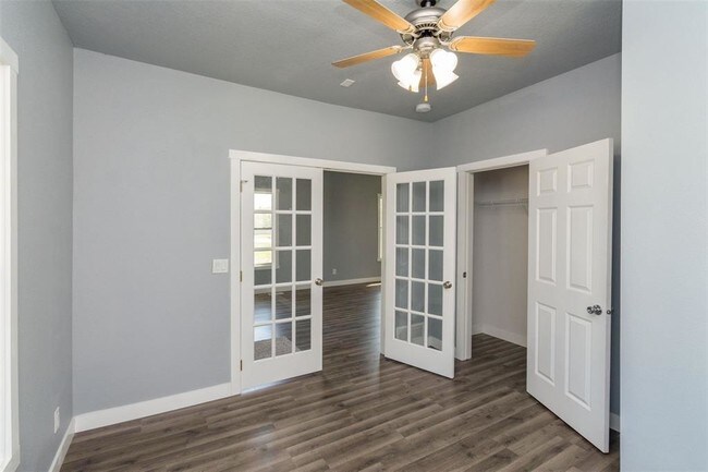 Foto del edificio - 916 6th St SW