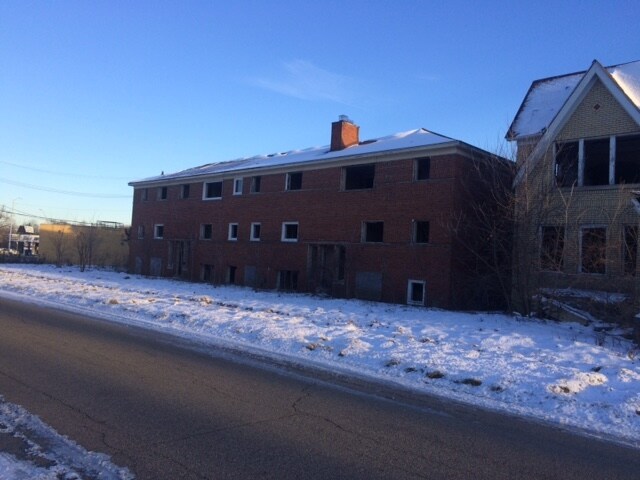 Primary Photo - 12122 Sanford St