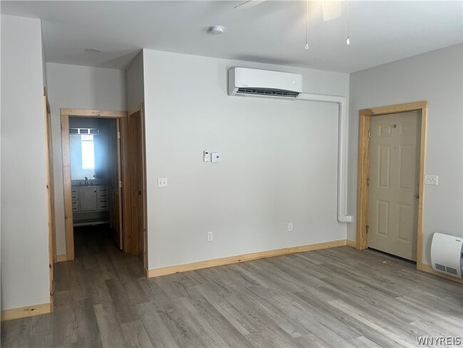 Building Photo - 15 Commerce Dr