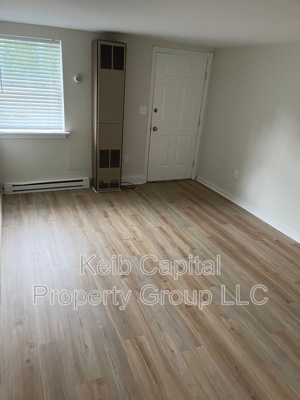 Building Photo - 90-92 Ford Street