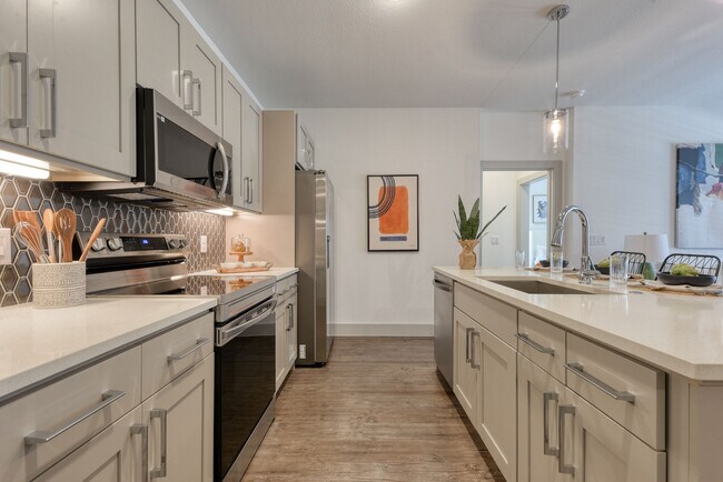 Apartamentos Tacara en Dove Creek — foto de la comunidad - Tacara at Dove Creek