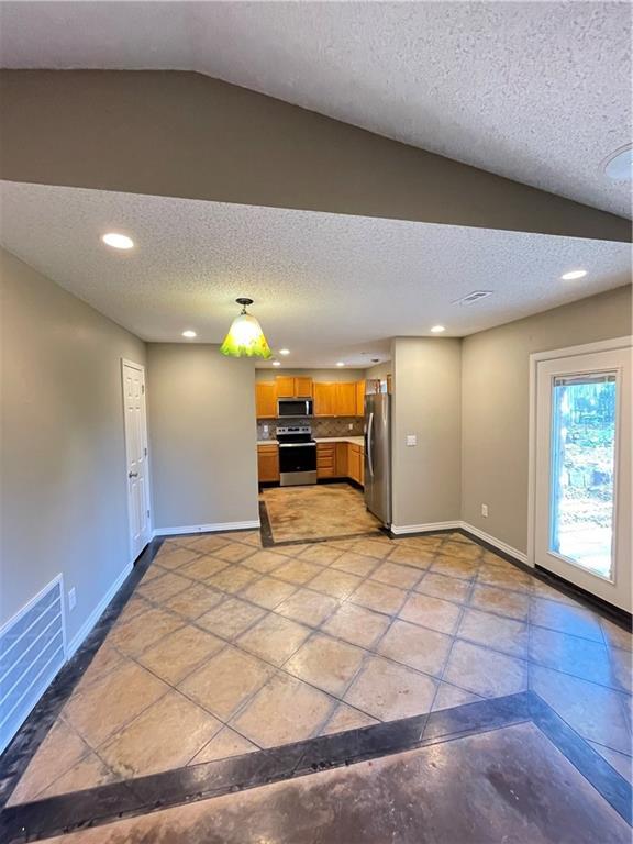 Foto del edificio - 7050 S Pleasant Ridge Dr