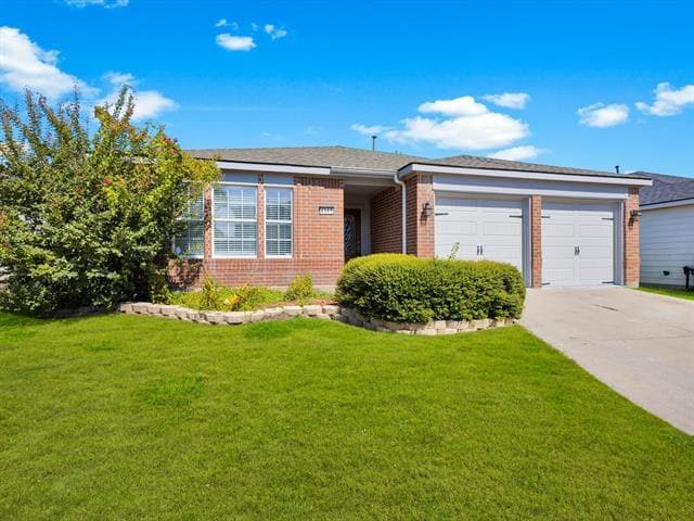 Building Photo - 4305 Falcon Dr