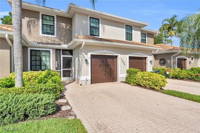 Foto del edificio - 7655 Meadow Lakes Dr
