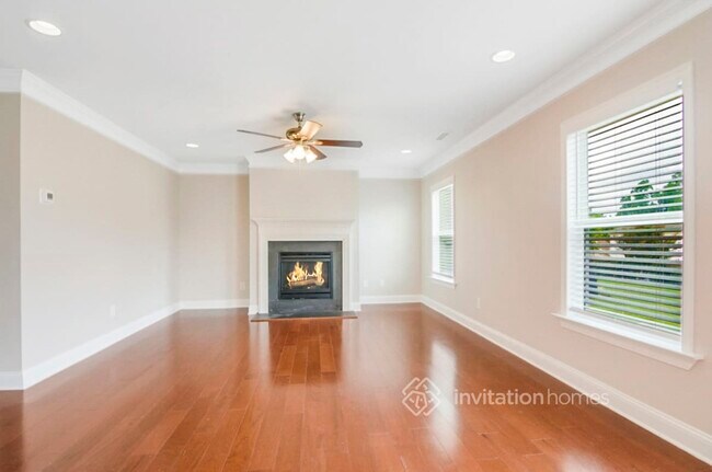 Building Photo - 386 Kerriann Ln