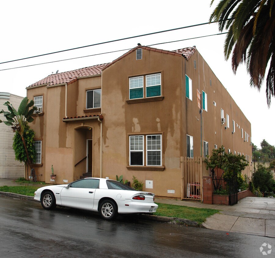 Building Photo - 1119 N Coronado St
