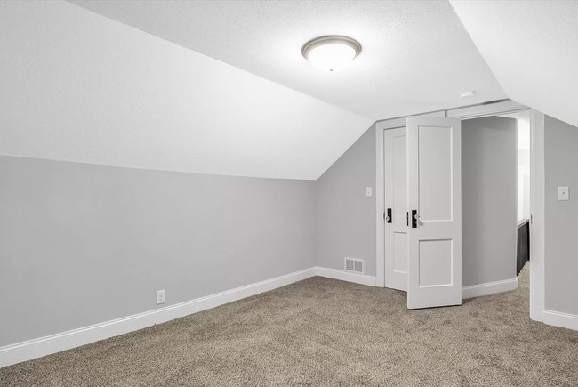 Foto del edificio - 52129 Clover Trail