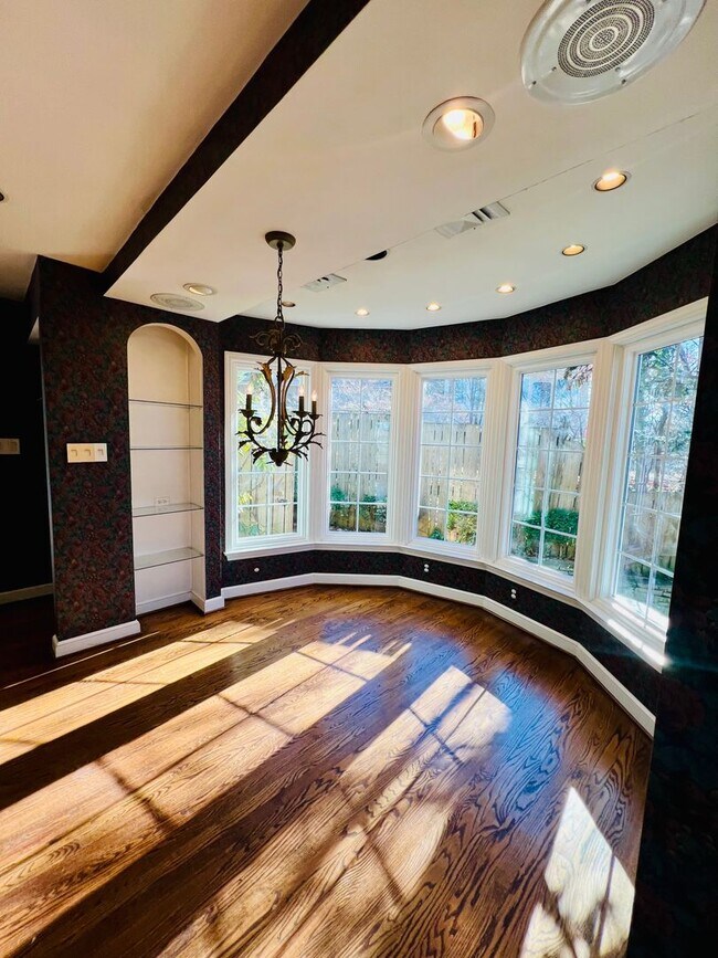 Foto del edificio - 3162 Stoneridge Rd SW