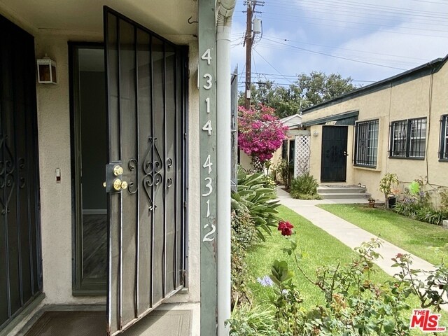 Foto del edificio - 4310 Overland Ave