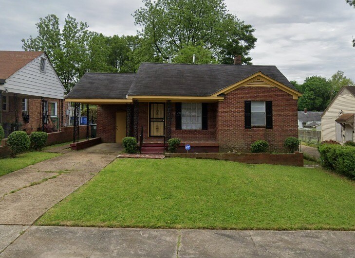 Primary Photo - 253 W Burdock Ave