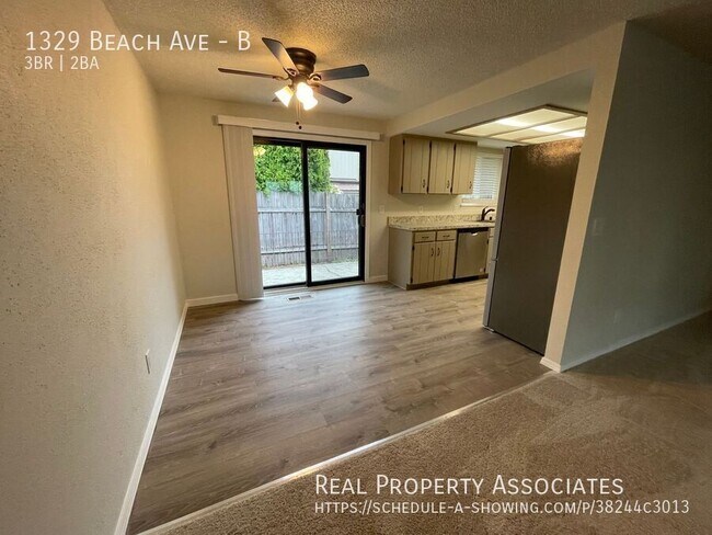Building Photo - 1329 Beach Ave