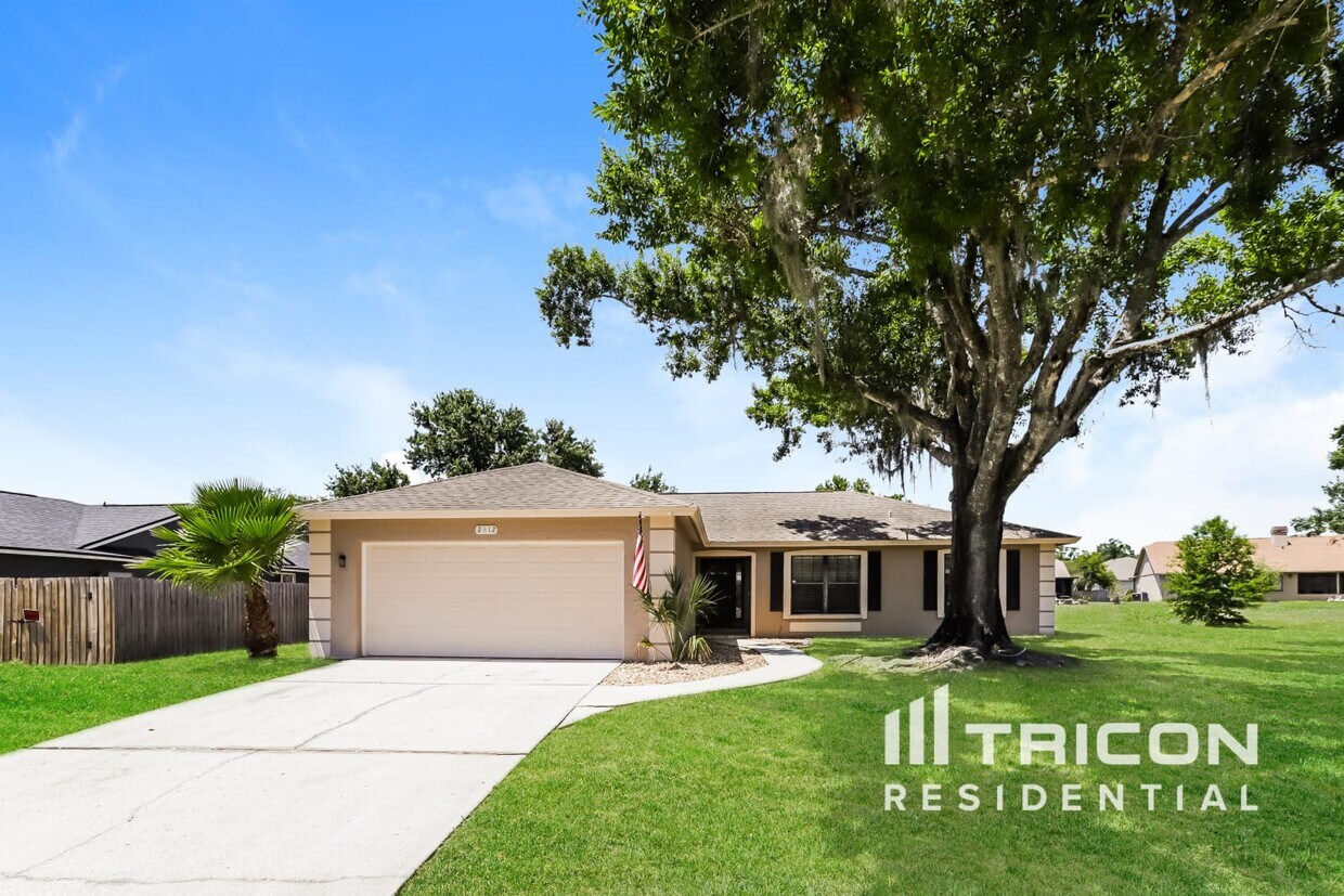 Primary Photo - 2612 Bridle Dr