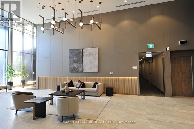 Building Photo - 1100-1100 Sheppard Ave W