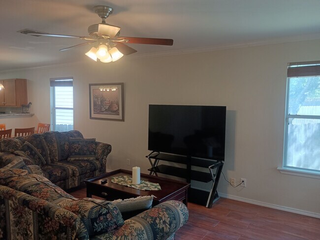 Building Photo - Room in Single Family Home on Ceremony Cove
