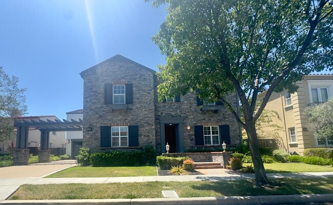 Building Photo - 1049 S Wedgewood Rd