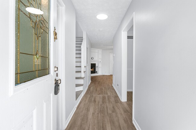 Foto del edificio - 657 Hunting Creek Ln SE