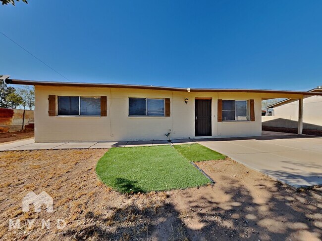 Foto del edificio - 15426 N Cactus Ln
