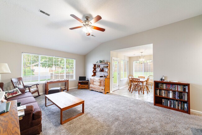 Building Photo - 1209 Ireland Ct
