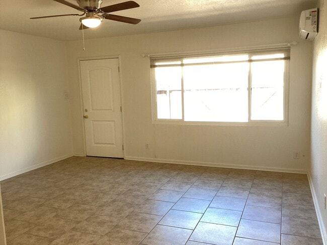 Building Photo - Very Nice One Bedroom Home Now Available In Gustine
