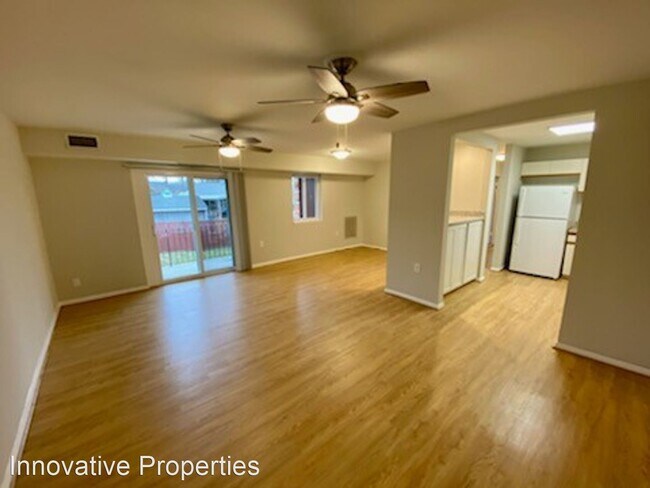 Building Photo - 2 br, 2 bath House - 208 Victor Parkway, #A
