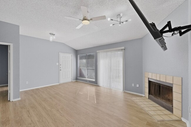 Building Photo - 4517 Ebbtide Ct
