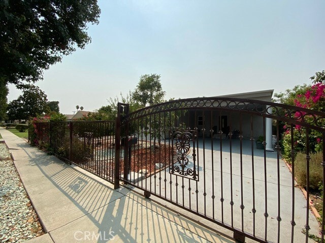 Building Photo - 6657 Enfield Ave