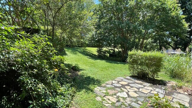 Foto del edificio - 3424 Gunston Rd