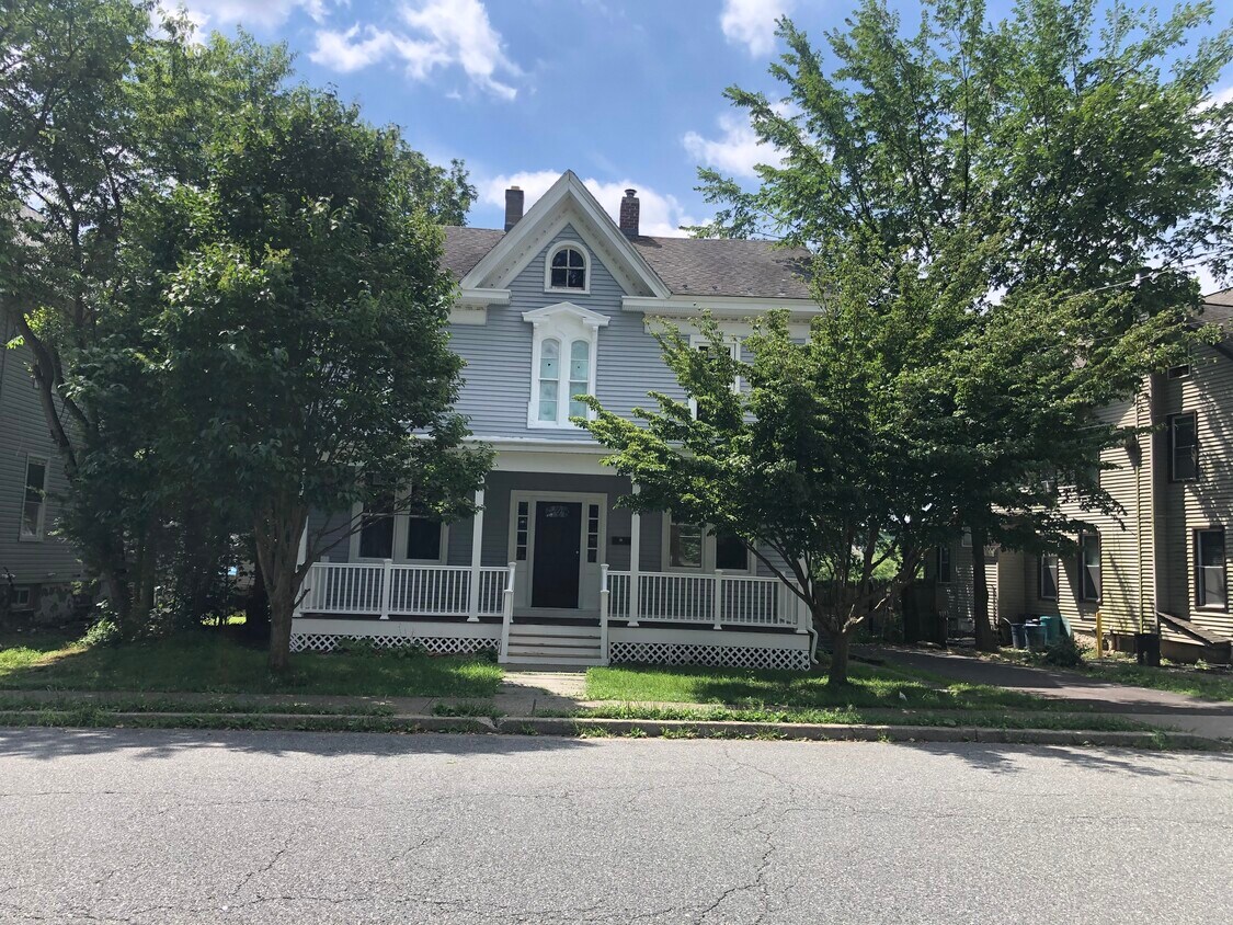 Primary Photo - 45 E Church St
