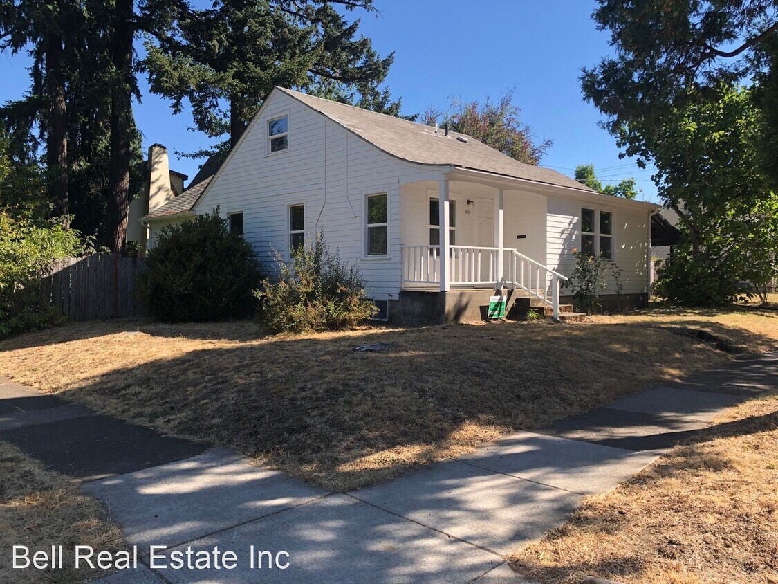 Foto principal - 3 br, 2 bath House - 1909 East 17th Ave
