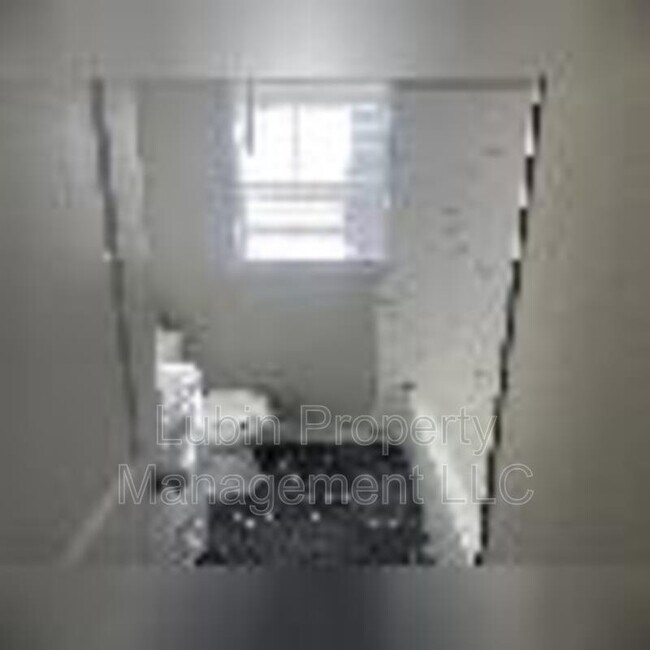 Foto del edificio - 741 Neptune St