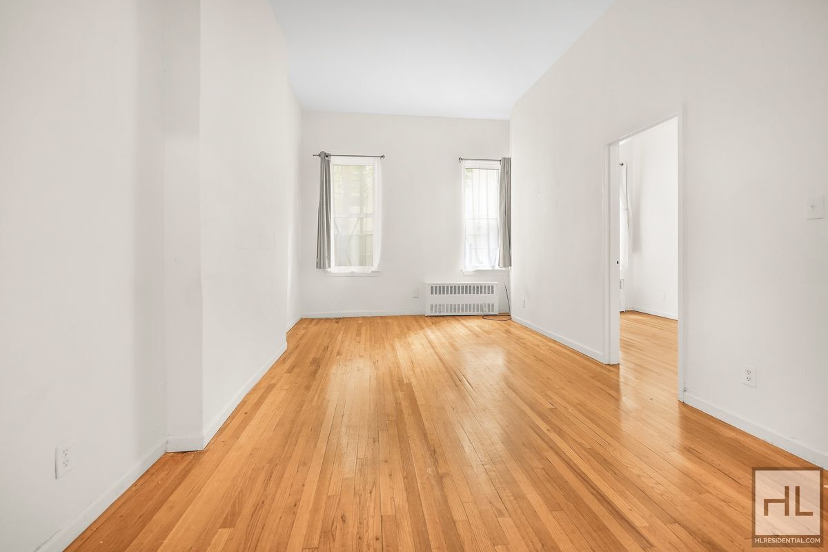Primary Photo - WEST 51 STREET