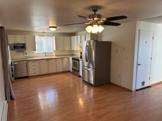 Building Photo - 3735 N Baltimore St